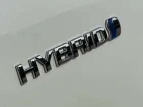 Toyota Yaris (2017) thumbnail 6