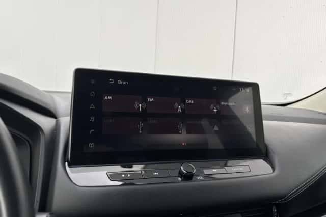 Nissan Qashqai (2023) thumbnail 14