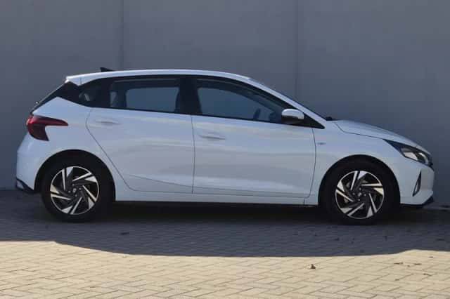Hyundai i20 (2022) thumbnail 15