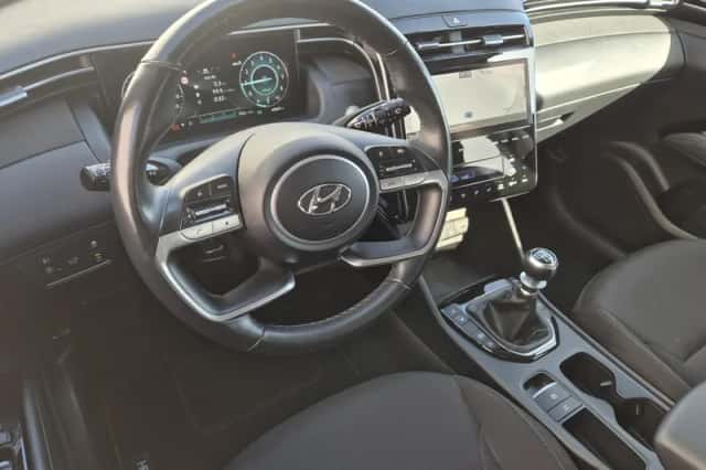 Hyundai Tucson (2022) thumbnail 16