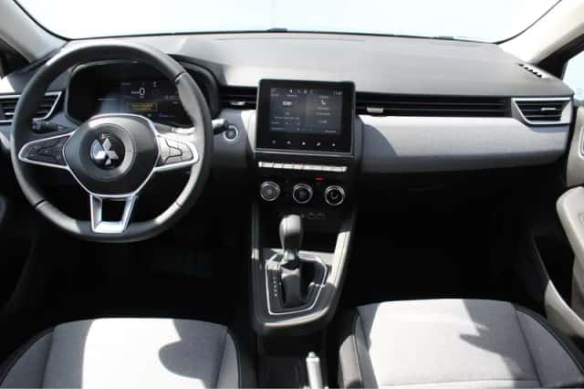 Mitsubishi Colt (2026) thumbnail 2