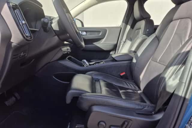 Volvo XC40 (2022) thumbnail 12