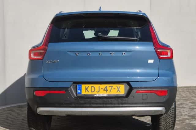 Volvo XC40 (2022) thumbnail 25