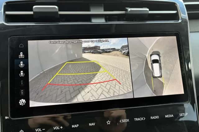 Hyundai Tucson (2022) thumbnail 8