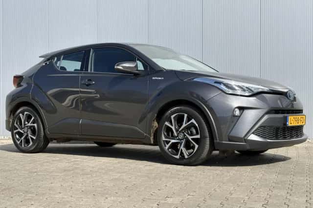 Toyota C-HR (2021) thumbnail 19