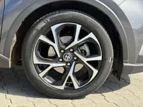 Toyota C-HR (2021) thumbnail 20