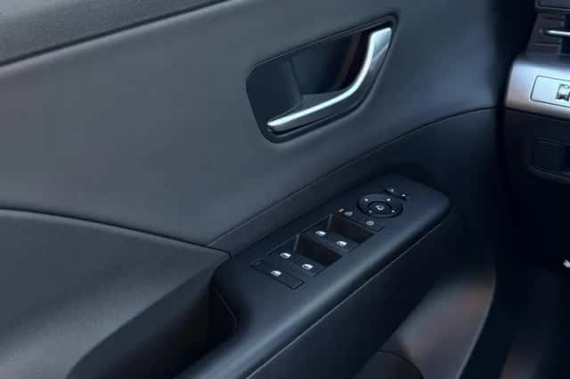 Hyundai Kona (2025) thumbnail 16