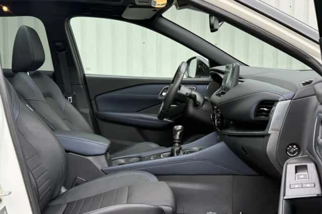 Nissan Qashqai (2023) thumbnail 4