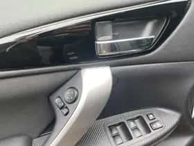 Mitsubishi Eclipse Cross (2019) thumbnail 17