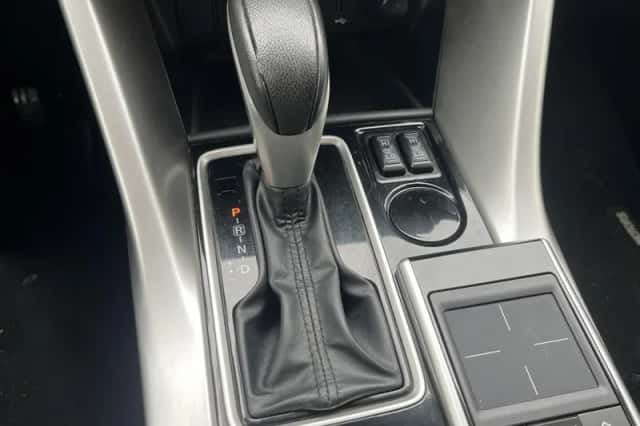 Mitsubishi Eclipse Cross (2019) thumbnail 21