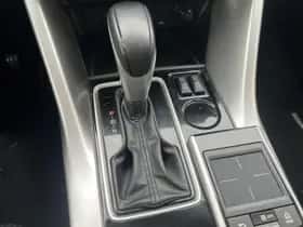 Mitsubishi Eclipse Cross (2019) thumbnail 24