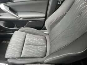 Mitsubishi Eclipse Cross (2019) thumbnail 25