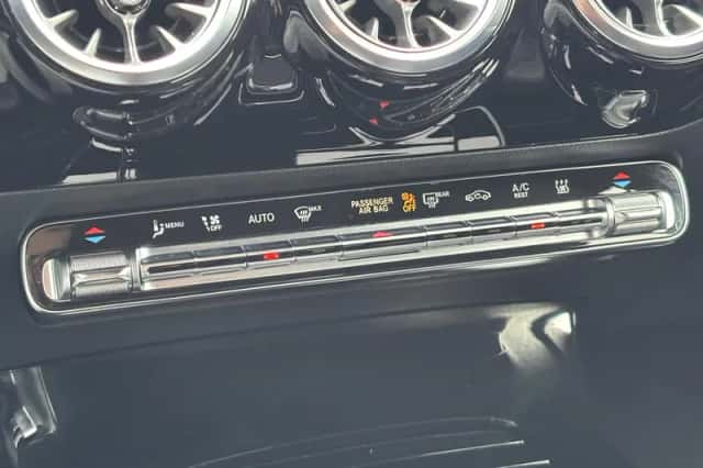 Mercedes-Benz A-Klasse (2023) thumbnail 38