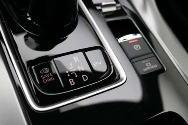 Mitsubishi Eclipse Cross (2024) thumbnail 34