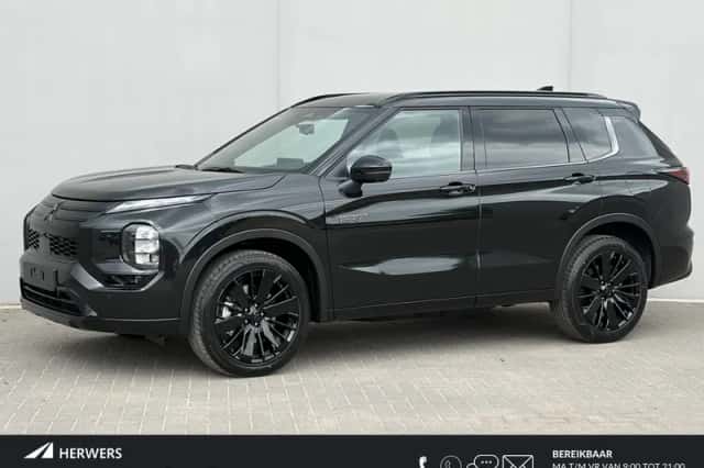 Mitsubishi Outlander (2026) thumbnail 1
