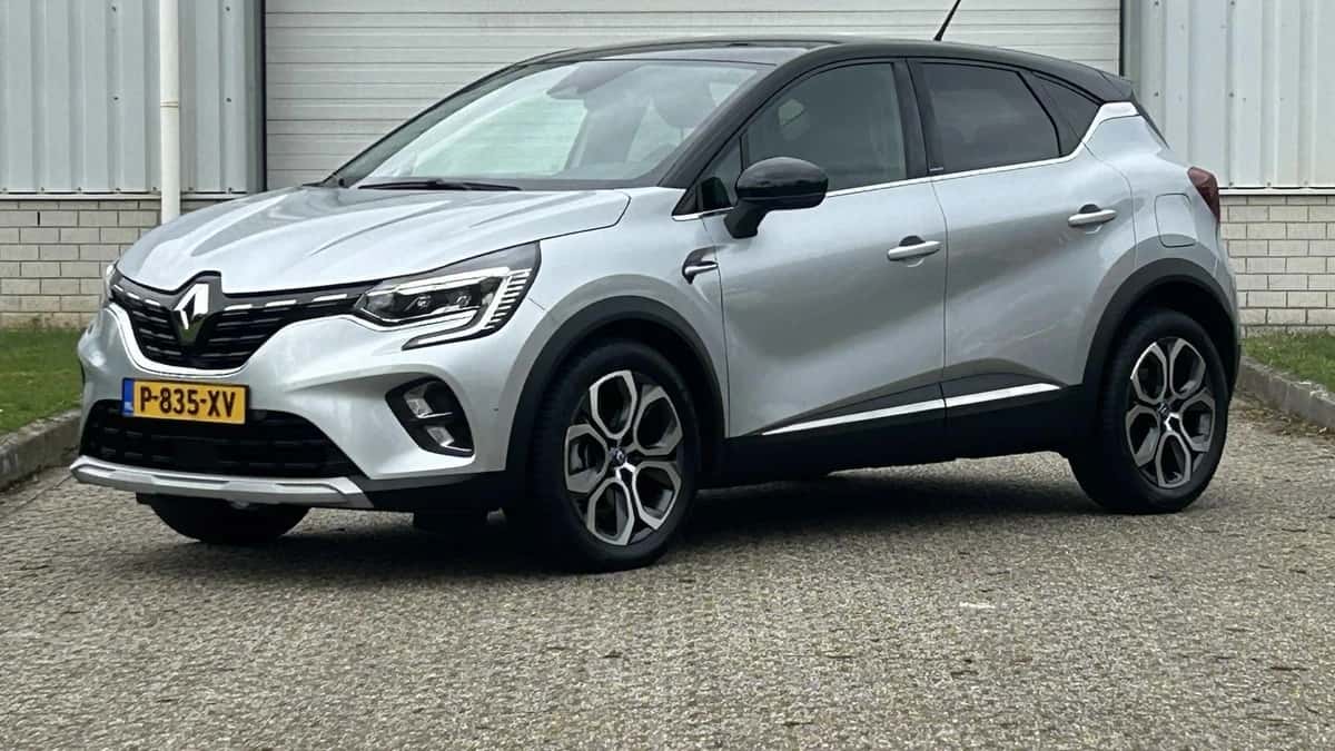 Renault Captur (2021) — foto 1