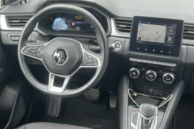 Renault Captur (2021) thumbnail 32