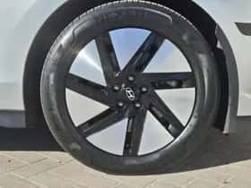 Hyundai Ioniq 6 (2023) thumbnail 43