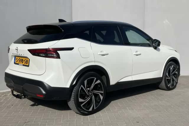 Nissan Qashqai (2023) thumbnail 3