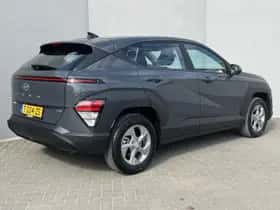 Hyundai Kona (2023) thumbnail 6