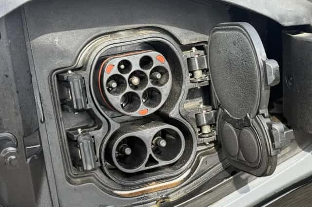 Nissan Ariya (2024) thumbnail 6