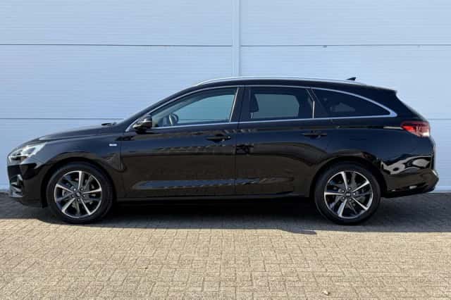 Hyundai i30 (2023) thumbnail 9