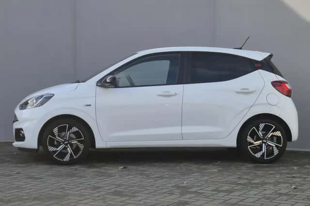 Hyundai i10 (2023) thumbnail 11