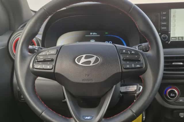 Hyundai i10 (2023) thumbnail 12