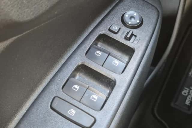 Hyundai i10 (2023) thumbnail 20