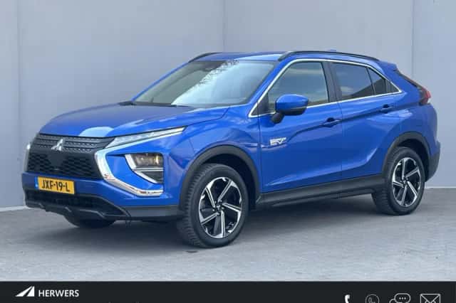 Mitsubishi Eclipse Cross (2022) thumbnail 1