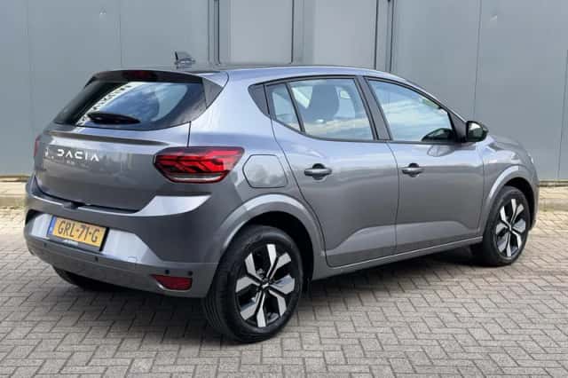 Dacia Sandero (2024) thumbnail 3