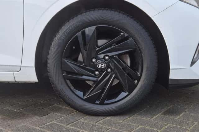 Hyundai i20 (2021) thumbnail 21