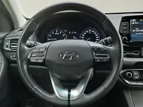 Hyundai i30 (2021) thumbnail 11