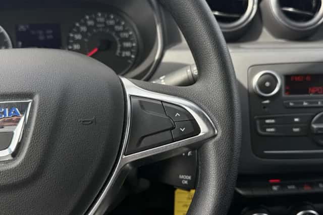 Dacia Duster (2018) thumbnail 22