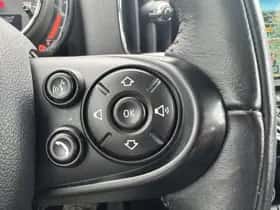 MINI Countryman (2017) thumbnail 22