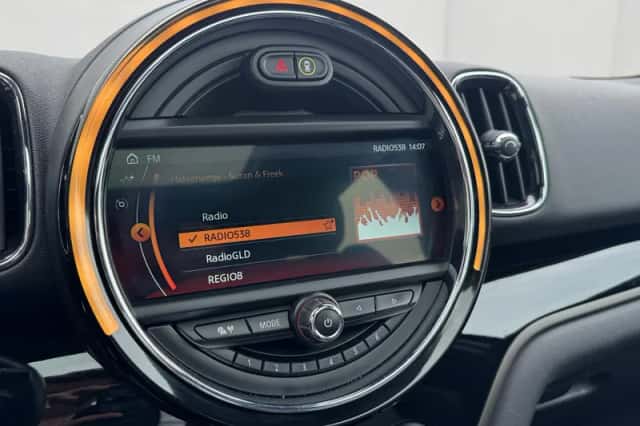MINI Countryman (2017) thumbnail 26