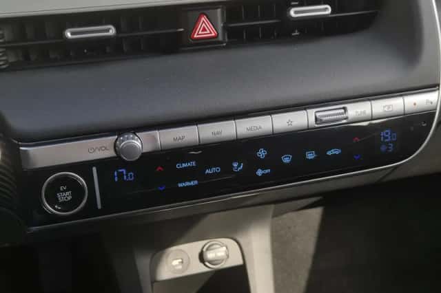 Hyundai Ioniq 5 (2023) thumbnail 20
