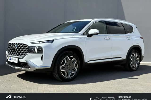 Hyundai Santa Fe (2022) thumbnail 1