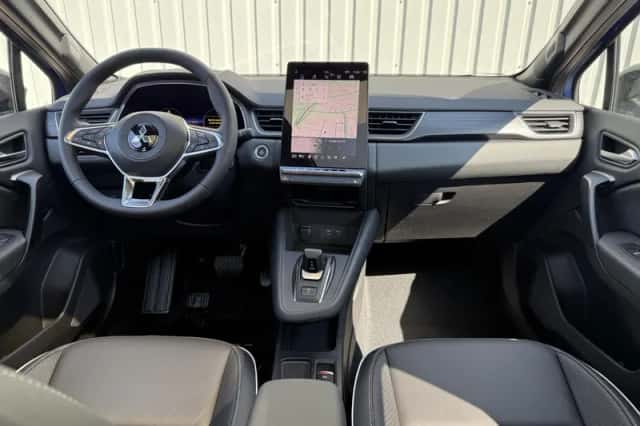Mitsubishi Grandis (2026) thumbnail 2