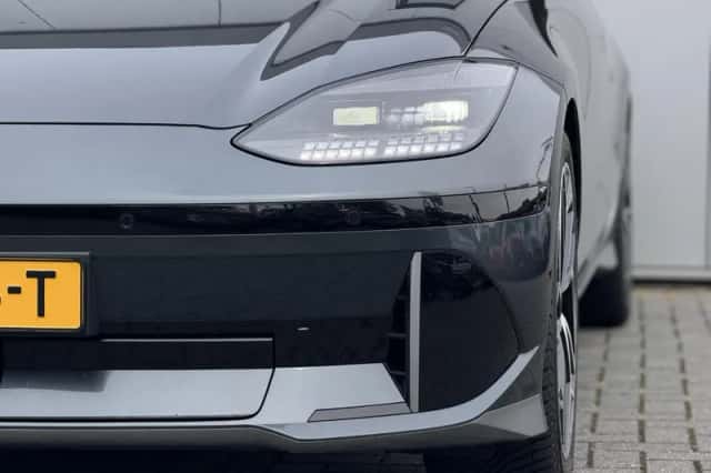 Hyundai Ioniq 6 (2023) thumbnail 29