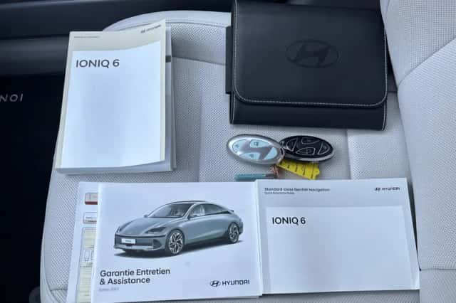 Hyundai Ioniq 6 (2023) thumbnail 5