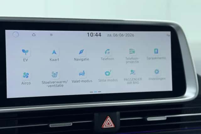 Hyundai Ioniq 6 (2023) thumbnail 44