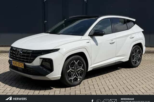 Hyundai Tucson (2022) thumbnail 1