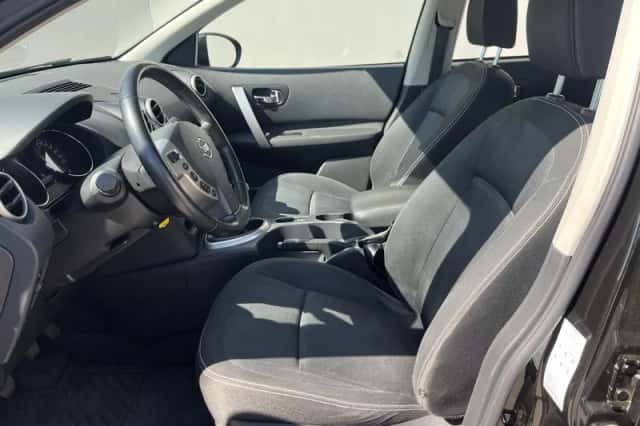 Nissan Qashqai (2010) thumbnail 26