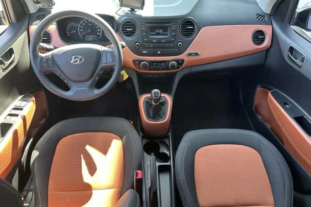 Hyundai i10 (2014) thumbnail 2