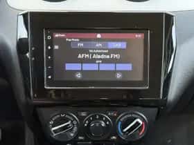 Suzuki Swift (2022) thumbnail 25