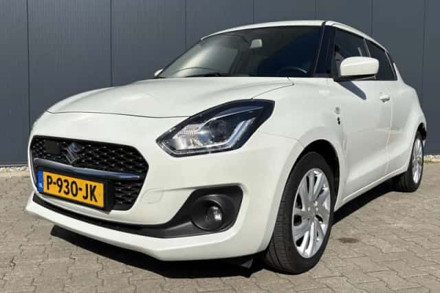 Suzuki Swift (2022) thumbnail 37