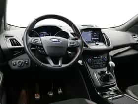 Ford Kuga (2018) thumbnail 12