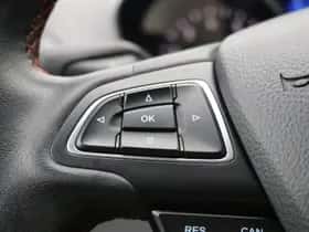 Ford Kuga (2018) thumbnail 36