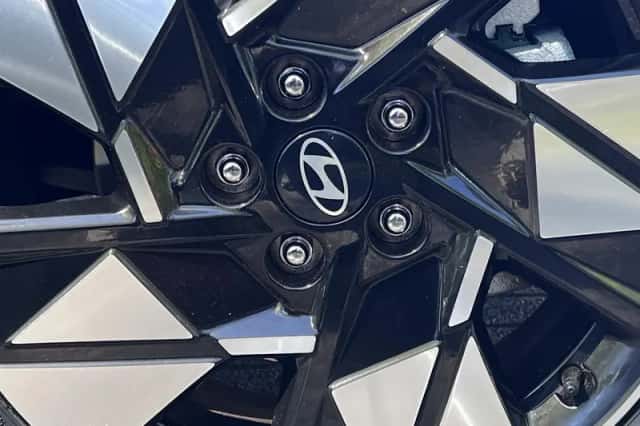 Hyundai Kona (2023) thumbnail 44